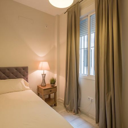 Activa Macarena Apartment Севиля Екстериор снимка