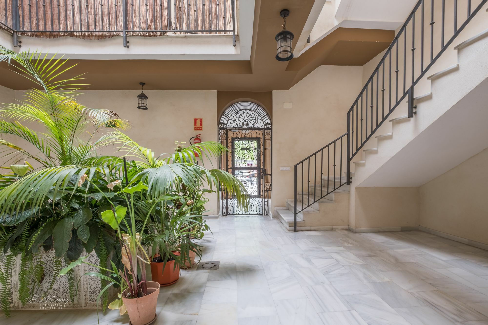 Activa Macarena Apartment Севиля Екстериор снимка